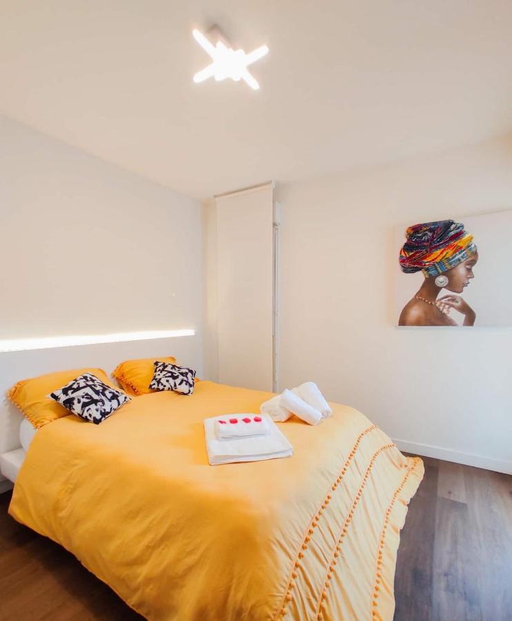 T3 Au Centre Ville Avec Balcon, Parking Gratuit Quimper Esterno foto
