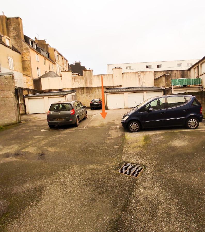 T3 Au Centre Ville Avec Balcon, Parking Gratuit Quimper Esterno foto